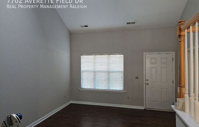7702 AVERETTE FLD DR