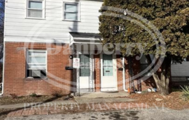 3031 DOUGLAS RD