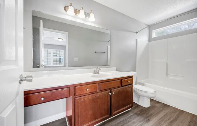 2 beds, 2 baths, 1,350 sqft, $1,380, Unit 418-418E