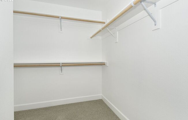 3 beds, 2.5 baths, $2,595
