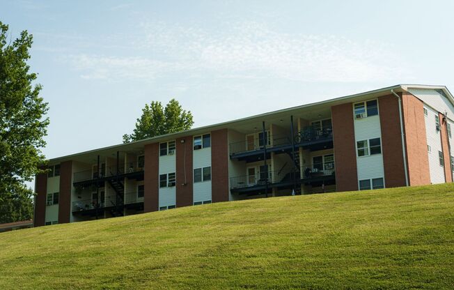 Riverbend Apartments