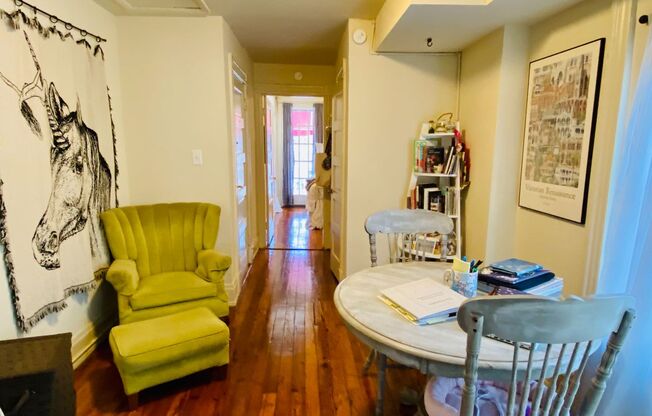 1 bed, 1 bath, $1,250