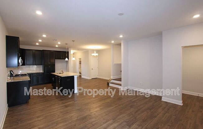 1328 FARM POND TRL