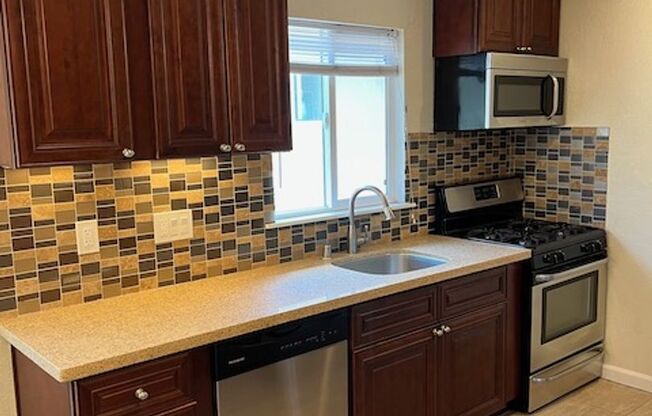 1 bed, 1 bath, $2,250, Unit 1491-B