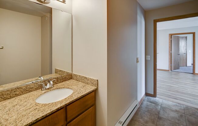 2 beds, 2 baths, 1,015 sqft, $1,900, Unit 6749-310