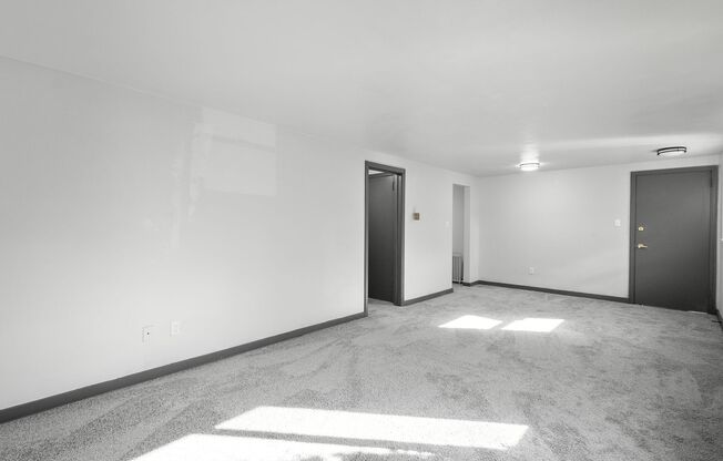 1 bed, 1 bath, 800 sqft, $749, Unit 11 Melvin Court - Bldg. A