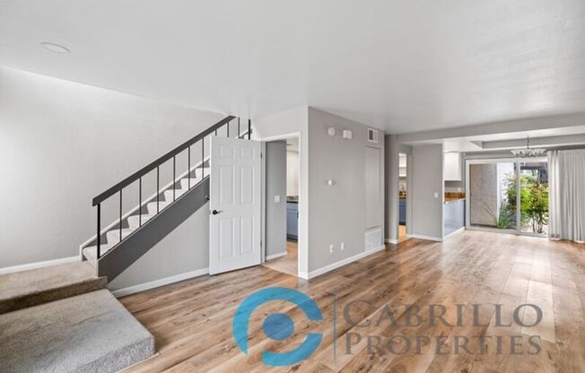 4024 CRYSTAL DAWN LN