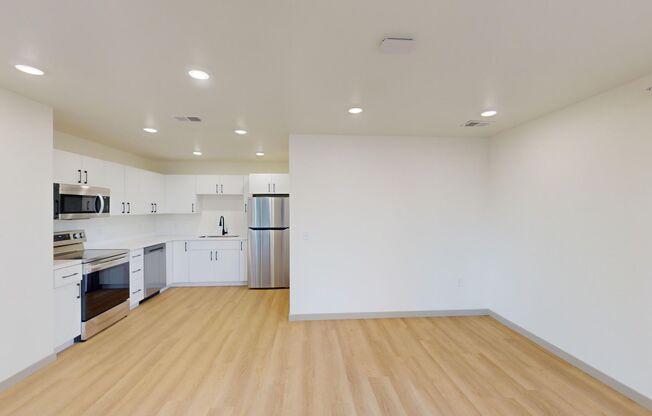 Studio, 1 bath, 535 sqft, $1,240, Unit 6410-105