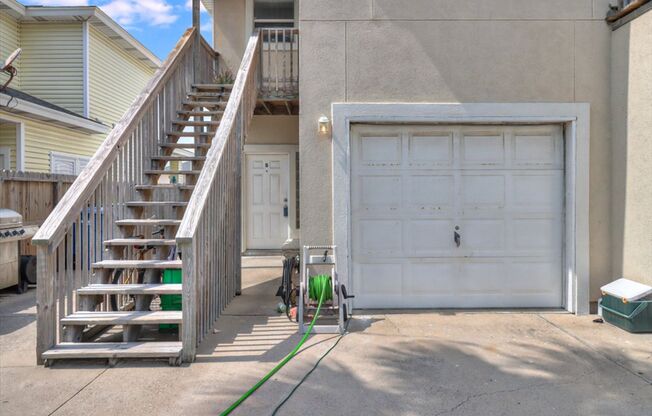 2 beds, 2 baths, $1,395