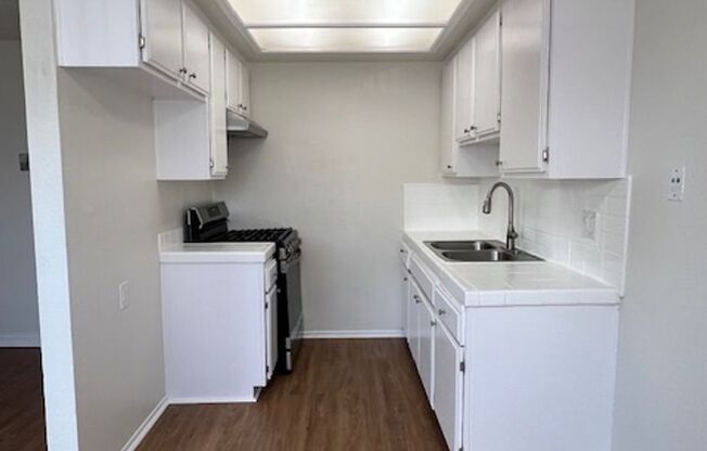 1 bed, 1 bath, 520 sqft, $1,650, Unit 3