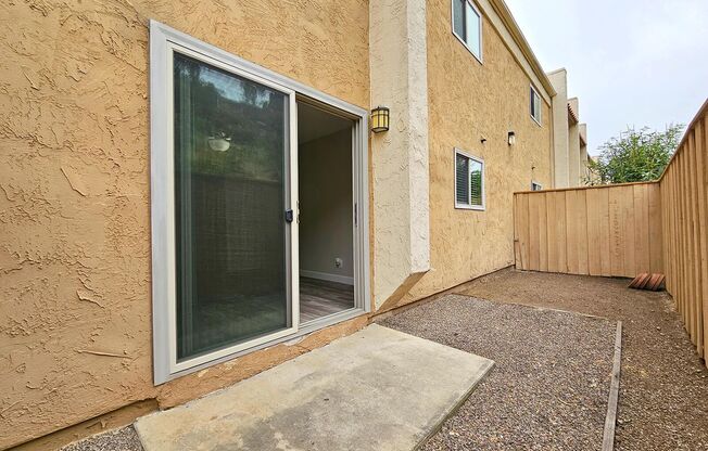 1 bed, 1 bath, $2,075, Unit 93