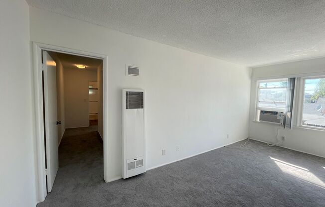 1719 &amp; 1723 Grismer Ave