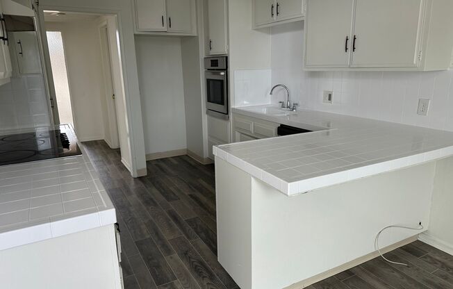 1062 W. 13th Street #1-9