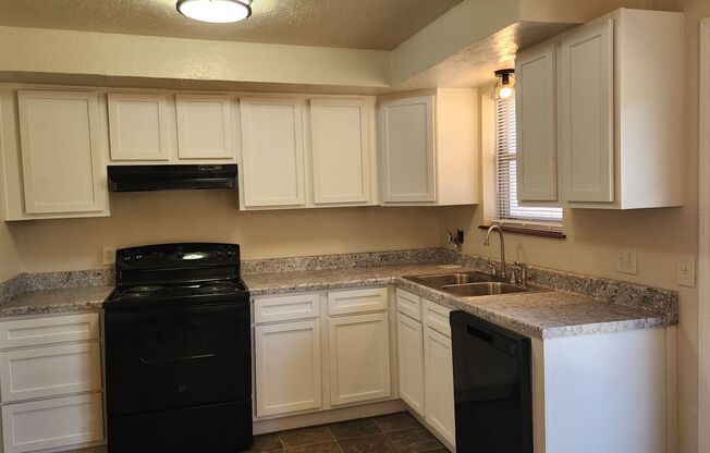 Charming Updated 4-bedroom, 1-bathroom home! $995 Per Month.