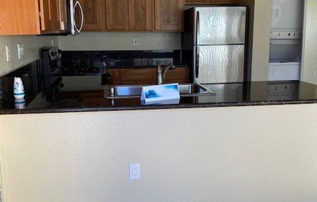 2 beds, 2 baths, 900 sqft, $2,025, Unit 122