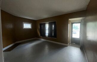 2 beds, 1 bath, $950, Unit Unit 1 - Lower