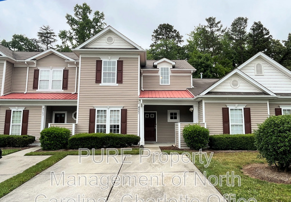 8267 CAROB TREE LN