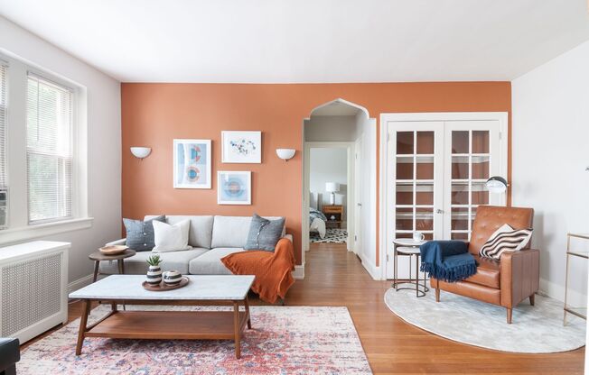 1 bed, 1 bath, 680 sqft, $1,860, Unit 305B