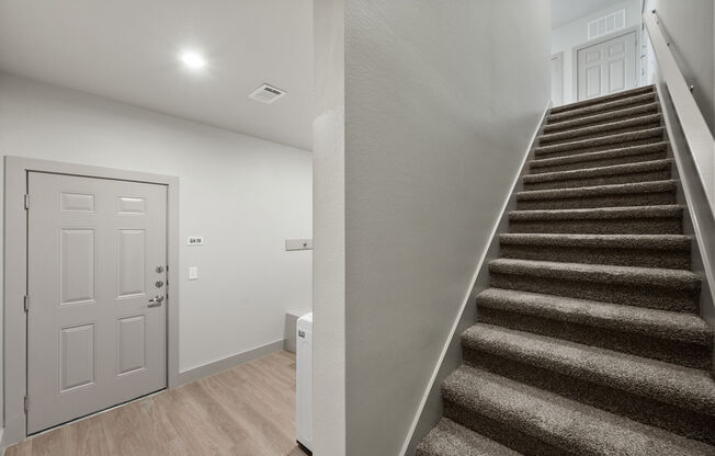 2 beds, 2 baths, 1,314 sqft, $2,325