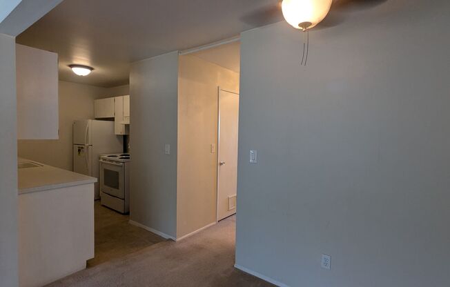 2 beds, 1 bath, $1,950