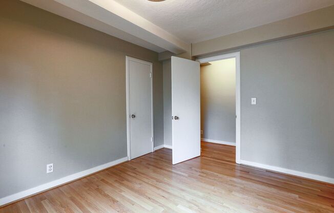 1 bed, 1 bath, 550 sqft, $1,350, Unit 206