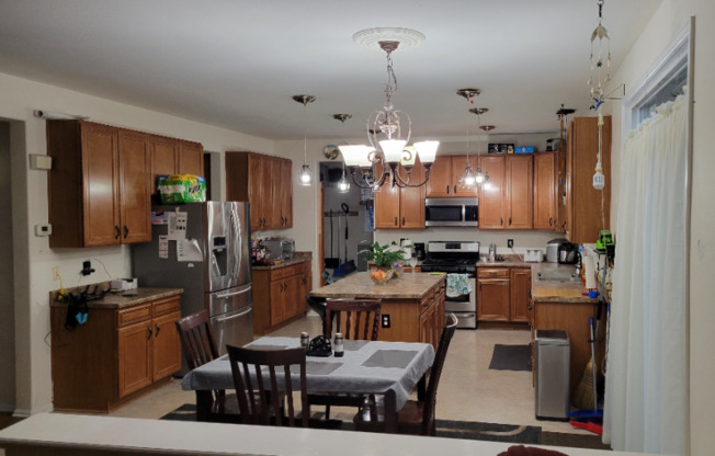 7503 E 130 CIR