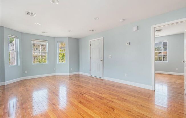 119 Oakland Ave
