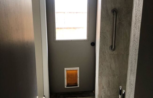 Studio, 1 bath, 400 sqft, $1,399