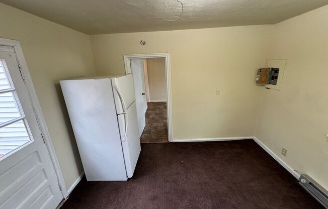 2 beds, 1 bath, $695