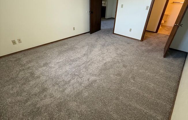 2 beds, 2 baths, 1,029 sqft, $1,189, Unit 1901-044