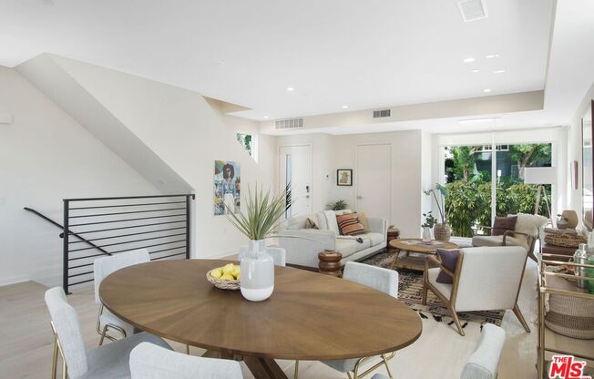 1933 GRIFFITH PARK BLVD