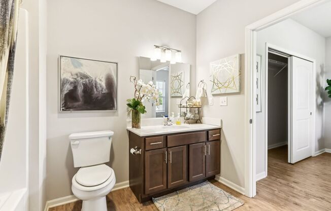 2 beds, 1 bath, 890 sqft, $1,635, Unit 753 - 201