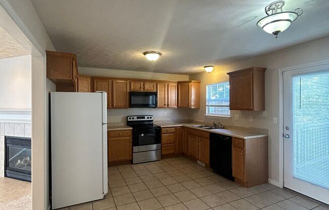 3 beds, 2.5 baths, $1,779