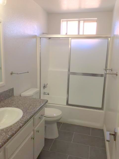 2 beds, 2 baths, 1,000 sqft, $2,195