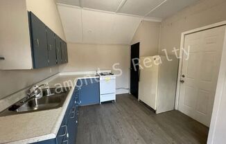 1 bed, 1 bath, 455 sqft, $595, Unit B