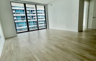 1 bed, 1 bath, $3,450, Unit Unit #4107
