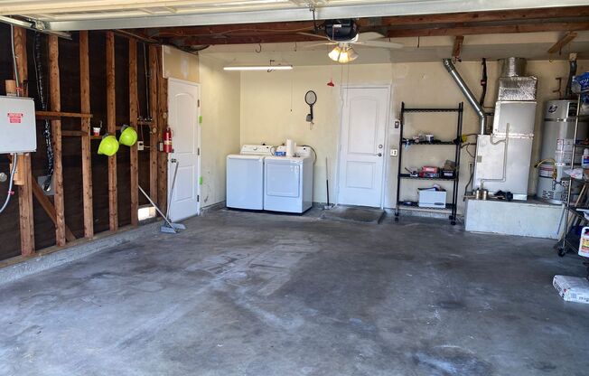 3 Bedroom Home - Centrally Located with Solar & AC!