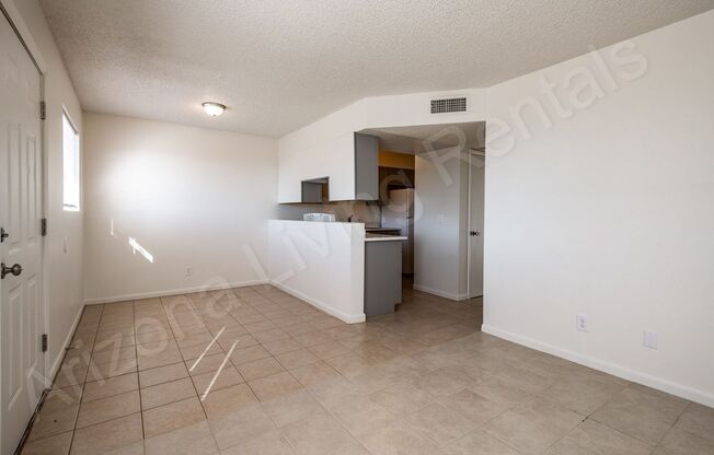 1 bed, 1 bath, 607 sqft, $850, Unit D