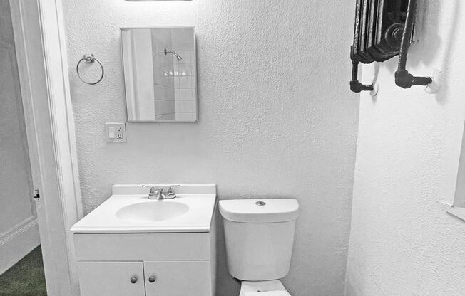 2 beds, 1 bath, 635 sqft, $1,313, Unit 408