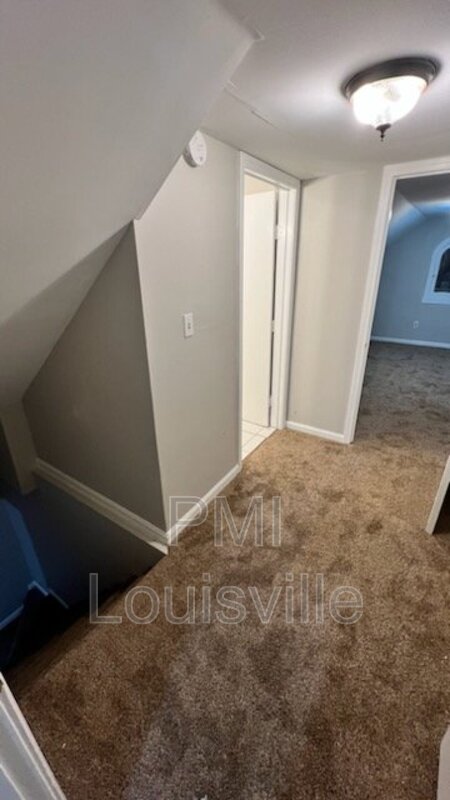 1522 CLARA AVE