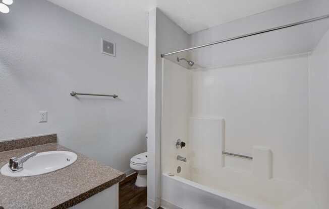 Bathroom With Bathtub at Desert Vistas Apartments, Las Vegas, Nevada, 89142