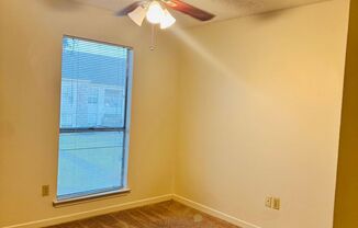 3 beds, 2 baths, $1,450