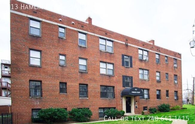 613 HAMLIN ST NE