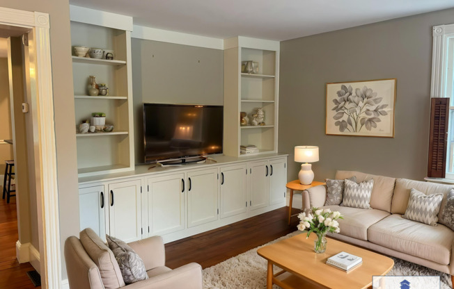 Charming & Spacious 3-Bedroom Home in the Heart of Strasburg!