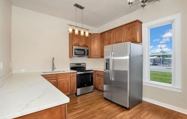 3 beds, 2 baths, $1,600, Unit # NORTHWEST