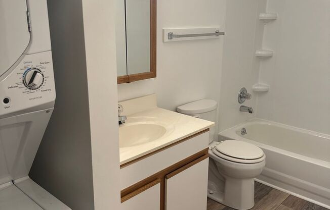 1 bed, 1 bath, 625 sqft, $1,150, Unit 216D