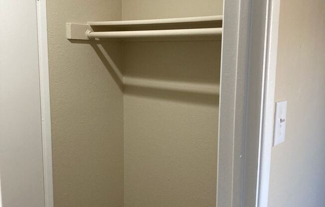 2 beds, 2 baths, 900 sqft, $1,375, Unit 250