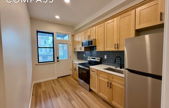 139 AUTUMN AVE
