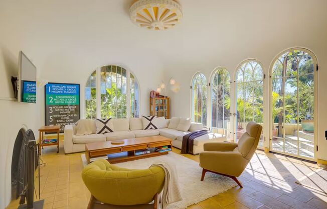 Glorious Gated Private 3 bed/ 3 bath Furnished Spanish Villa with Pool and Hot Tub in the Heart of Los Feliz!