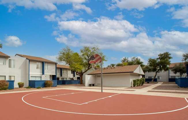 Pet-Friendly Apartments In Tucson, AZ – Midtown on Seneca - Photo of Basketball Court